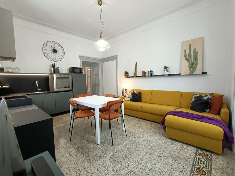 Stylish Flat Near Station And City Center كومو المظهر الخارجي الصورة